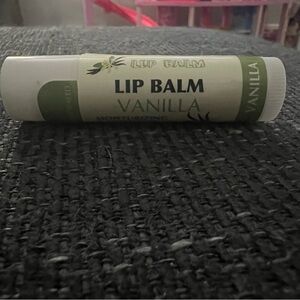 Lot of 6 lip balms by Azen